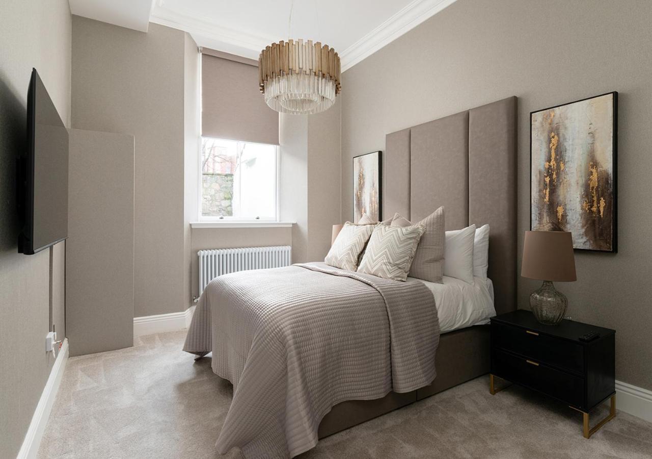 Luxury Georgian City Retreat By Sovo Apartments Edimburgo Esterno foto